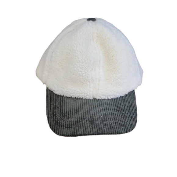 Arvores Accessories - Cozy White and Gray Women's Hat